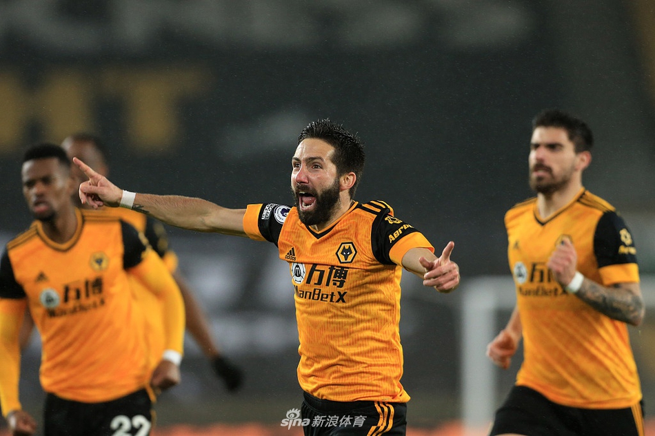 مباراة ليفربول وباريس سان جيرمانمواجهة نارية بين عمالقة أوروبا